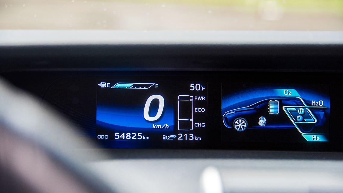 Toyota-Mirai-interieur-dashboard-infotainmentsysteem-detail.jpg